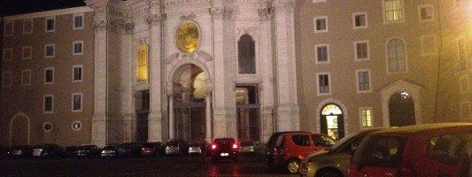 Piazza Santa Croce sta morendo. Ecco come salvarla