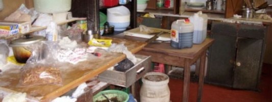 Un nuovo arrivato nel quartiere ci pone la questione degli ostelli abusivi