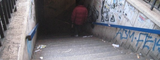 La situazione della stazione Vittorio Emanuele della metro